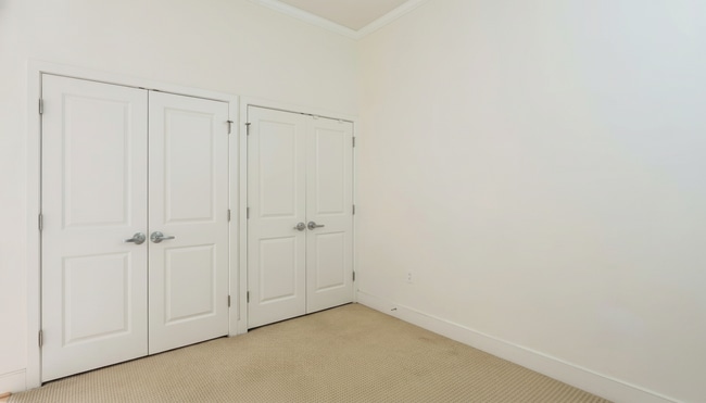 Building Photo - 4101 Albemarle St NW