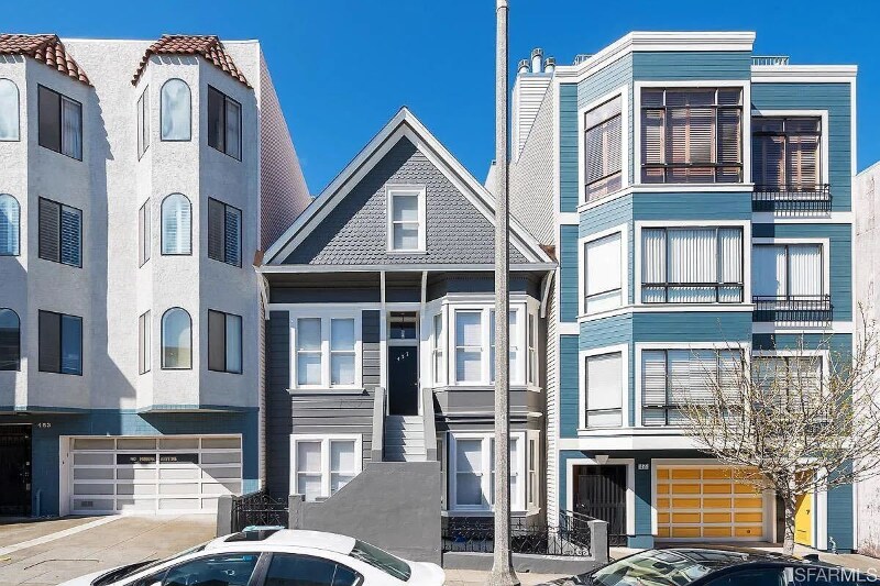 Primary Photo - 457 25th Ave