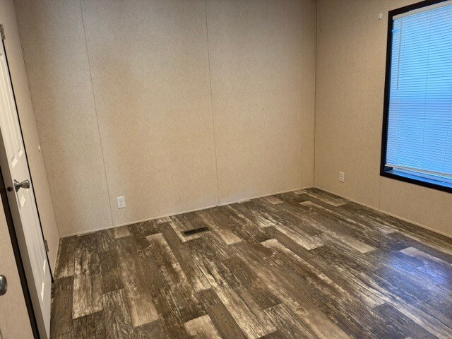 Foto del edificio - 176 N Kenbrook St SE