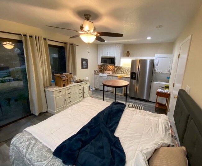 Photo - 447 Warwick Dr Apartment