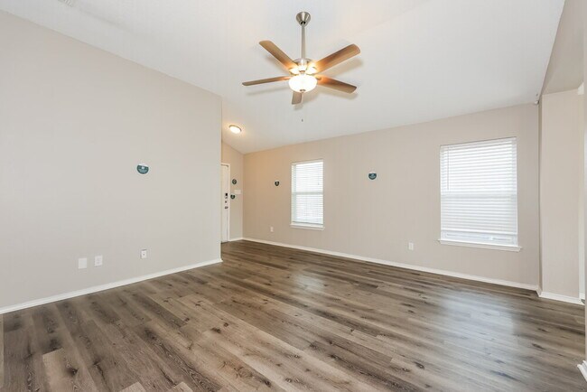 Building Photo - 7312 Moon Ridge Ct