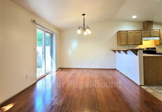 Foto del edificio - 5953 Grove St