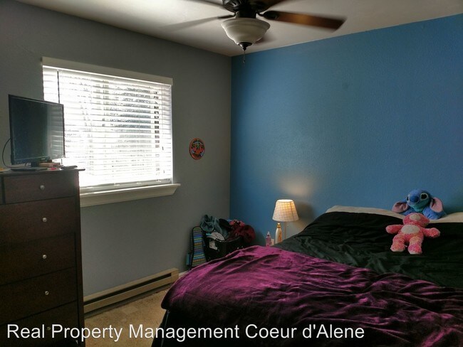 Foto del edificio - 3 br, 1 bath House - 390 E Iowa Ave.