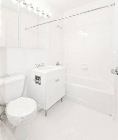 Building Photo - 1 bedroom in NEW YORK NY 10006