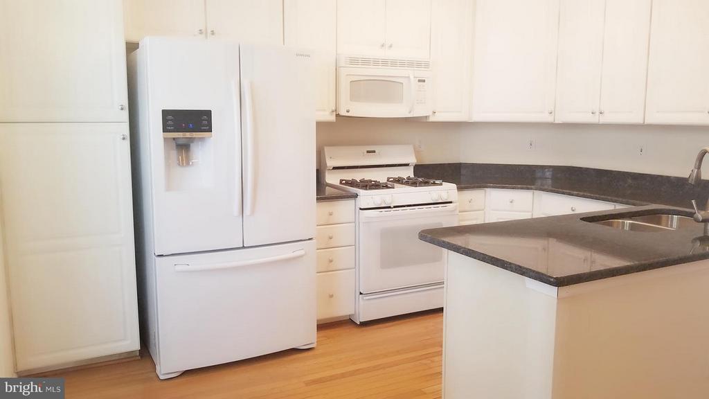 Foto principal - 9609 Athens Pl
