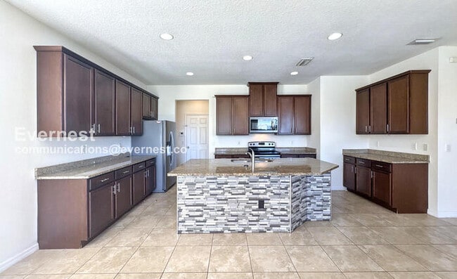 Foto del edificio - 10126 Celtic Ash Dr