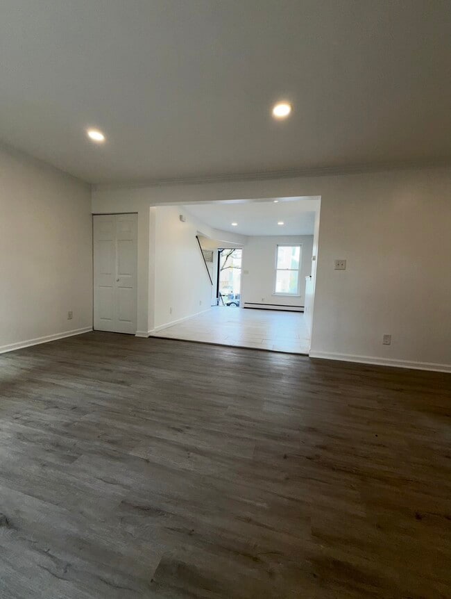 Foto del edificio - 56 Catherine St