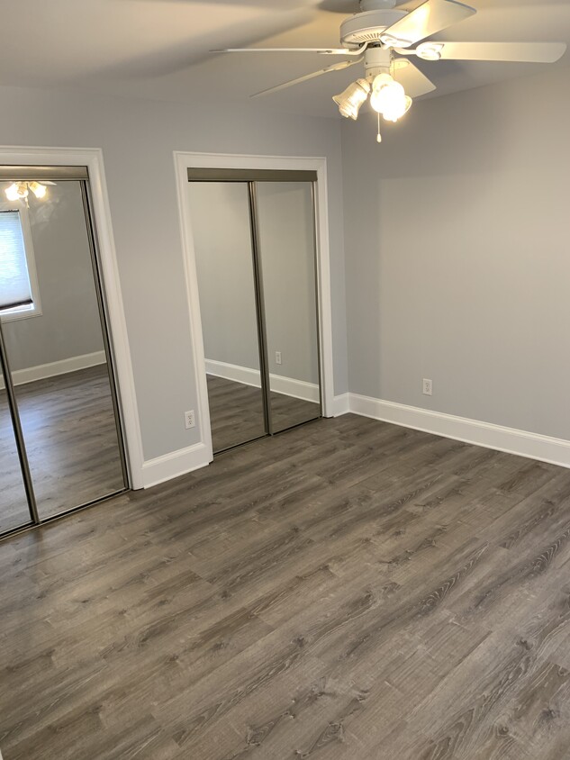 spacious bedroom closets - 2206 Stafford Ave