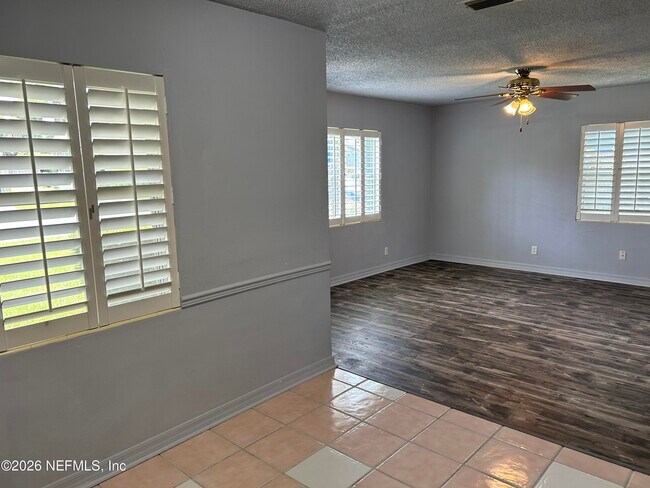 Building Photo - 4323 Shirley Ave