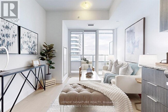 Building Photo - 20 Shore Breeze Dr