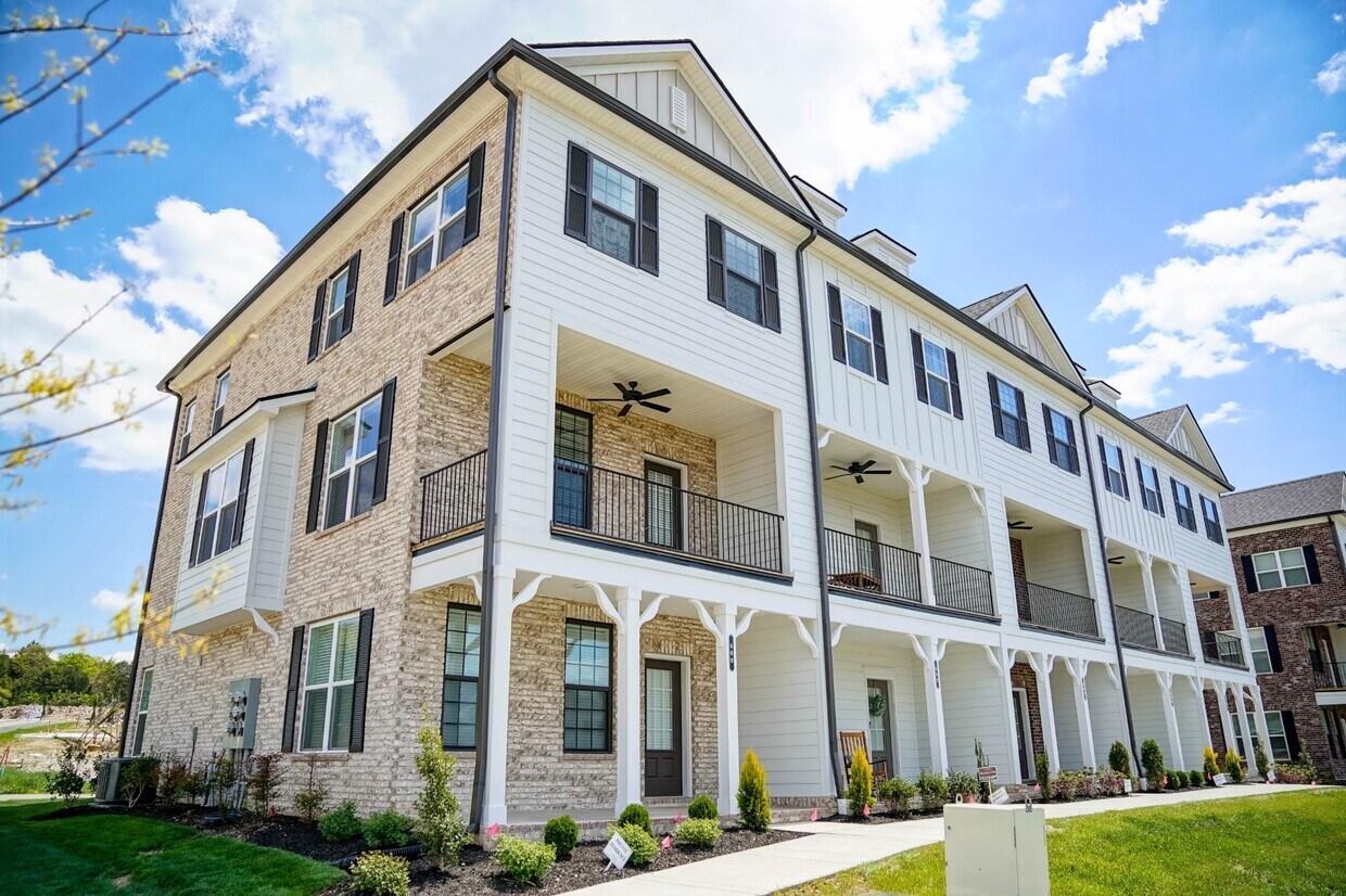 600 Thetford Aly, Brentwood, TN 37027 Townhome Rentals in Brentwood TN
