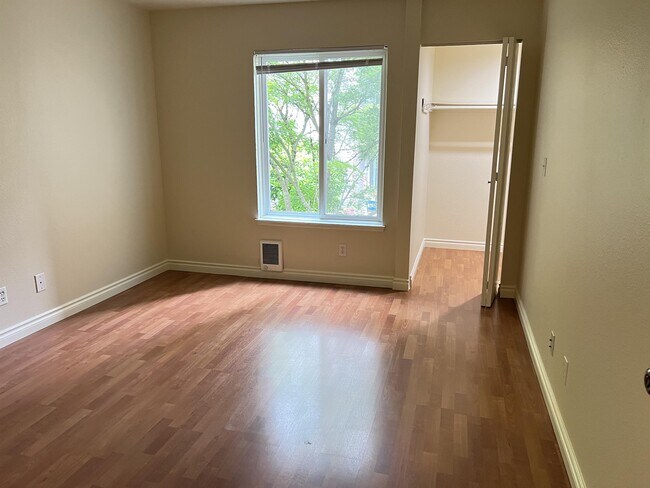 Foto del edificio - 14630 NE 32nd St