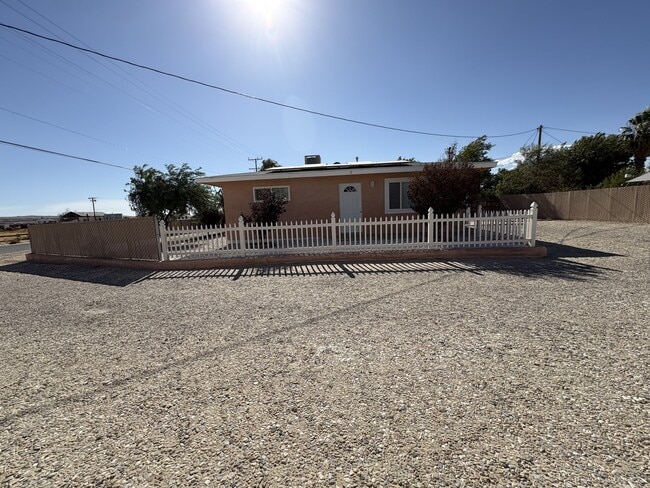 Building Photo - 27860-860 Waterman Rd