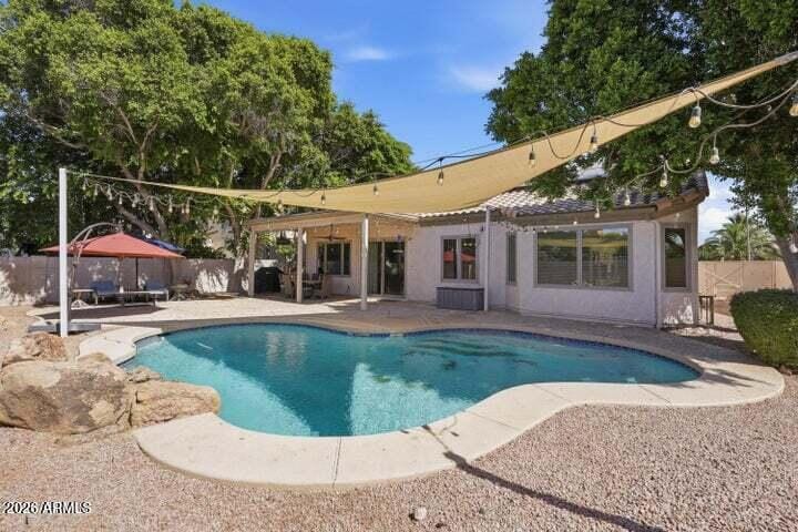 Foto del edificio - 11203 W Cottonwood Ln