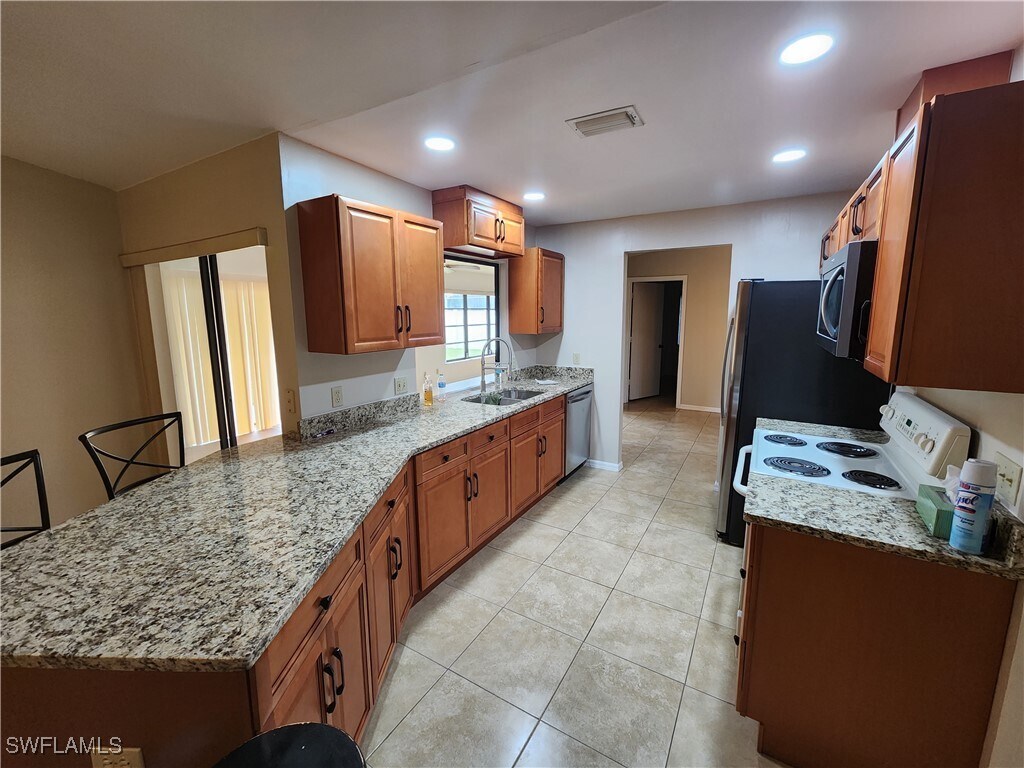 Foto principal - 2213 SE 8th Pl