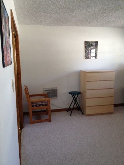 Foto del edificio - 3 Bed 2 Bath Home