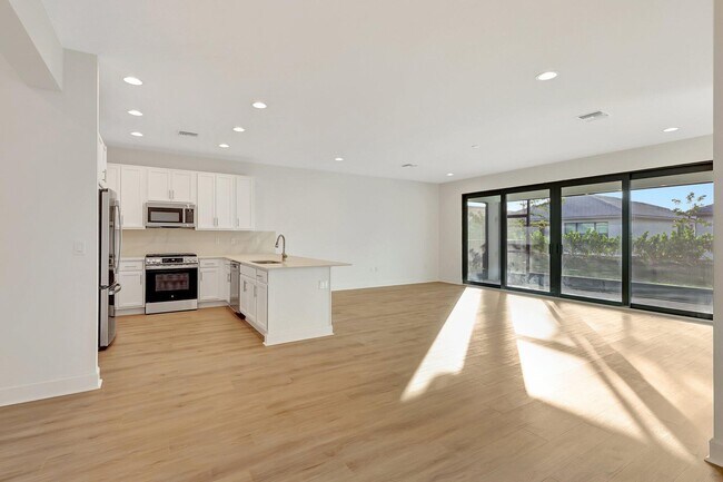 Foto del edificio - 12416 SW Blue Mangrove Pkwy