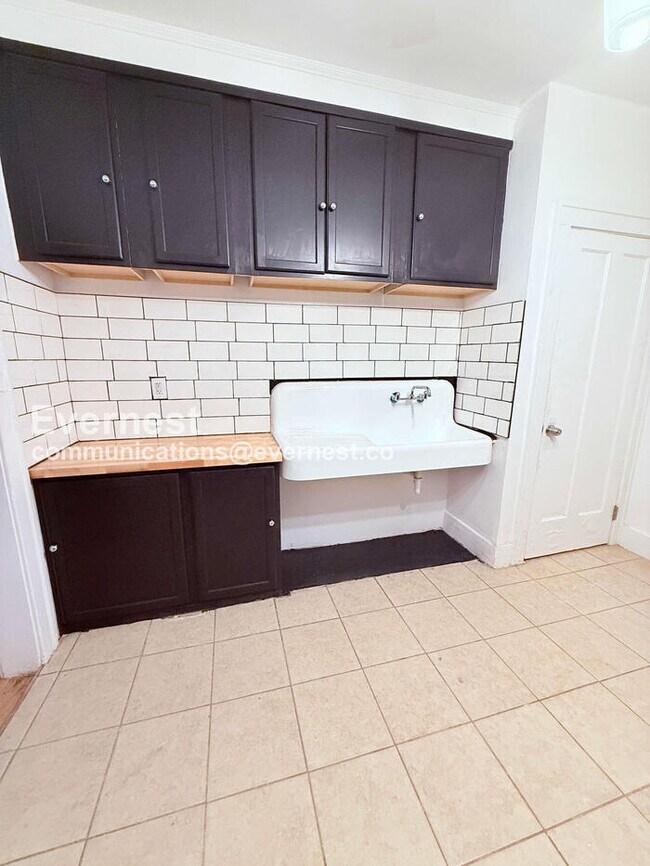 Building Photo - 12701 Northlawn St