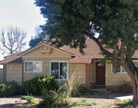 Building Photo - 5452 Halbrent Ave