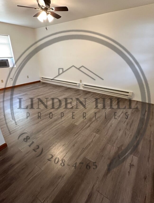 Building Photo - 9999 E US Hwy 40