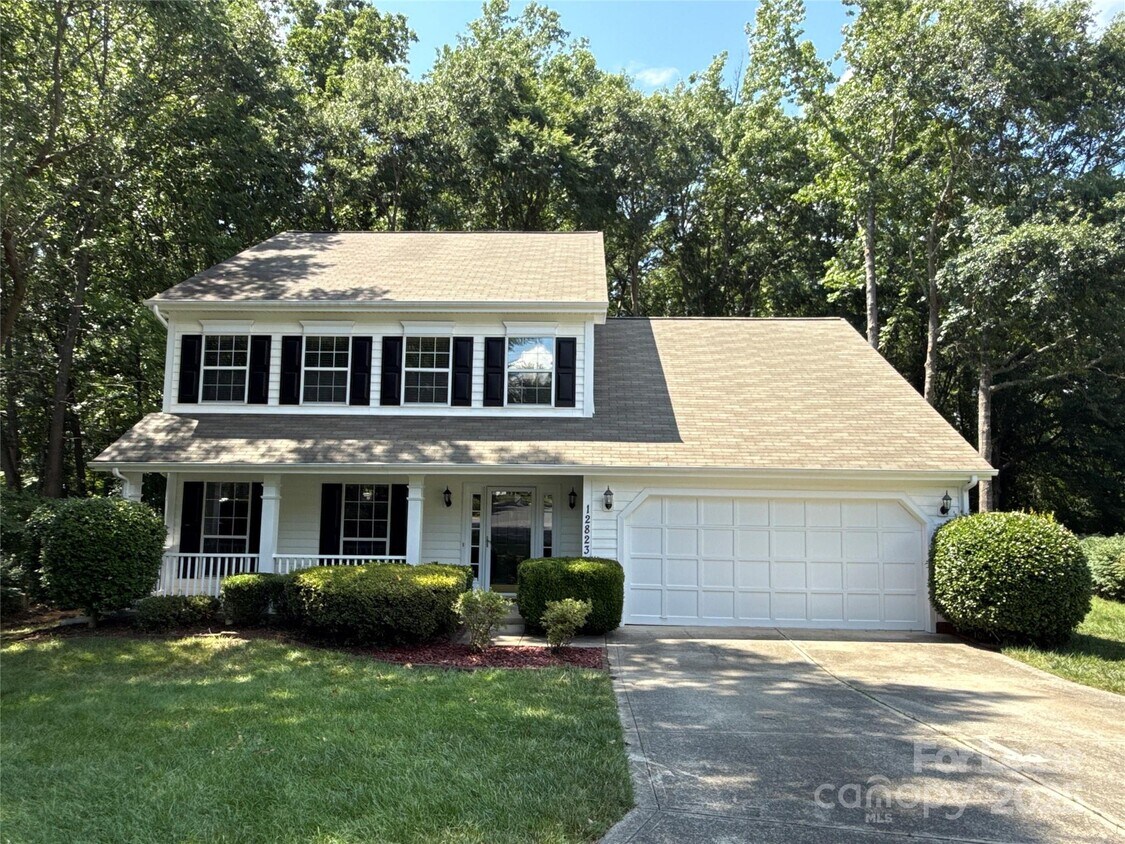 Foto principal - 12823 Diamond Dr