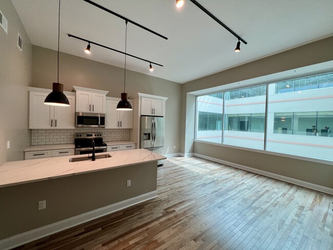 Building Photo - 409 Lackawanna Ave