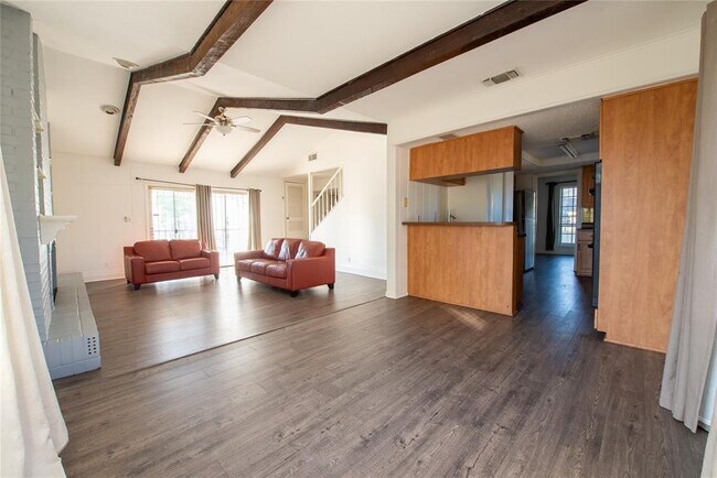 Building Photo - 5510 Chadwyck Dr