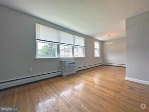 Building Photo - 2630 West Chester Pike