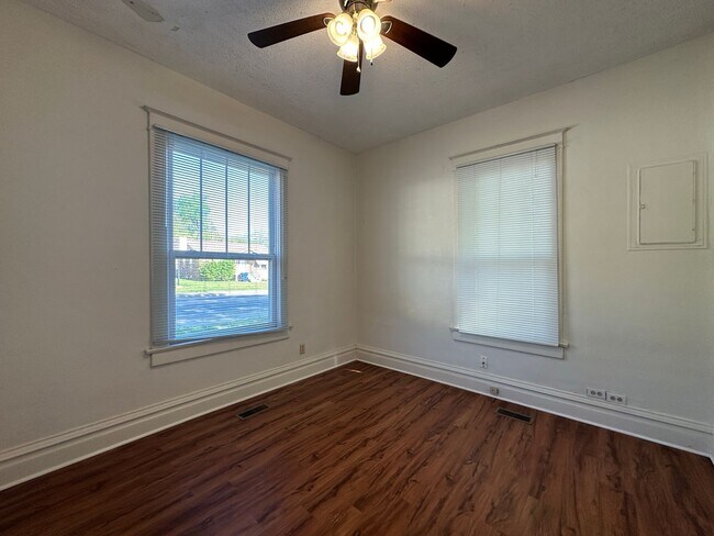 Foto del edificio - Charming 2 Bed, 1 Bath House in Fort Smith