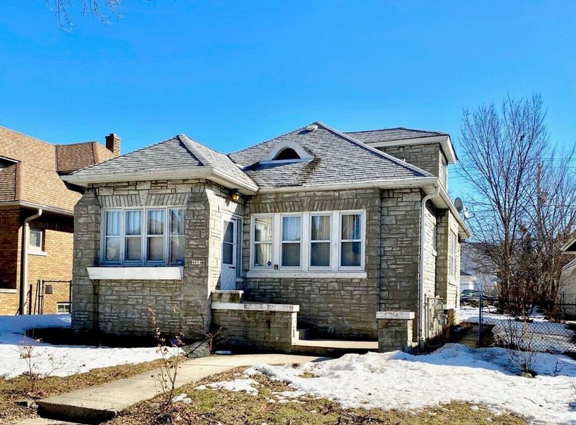 Primary Photo - 3 Bedroom Single Family