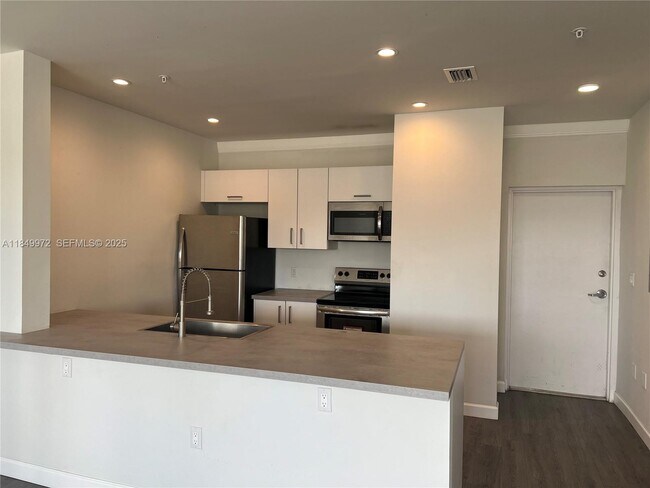 Foto del edificio - 2311 NW 22nd Ave