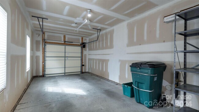 Building Photo - 11111 Ascoli Pl