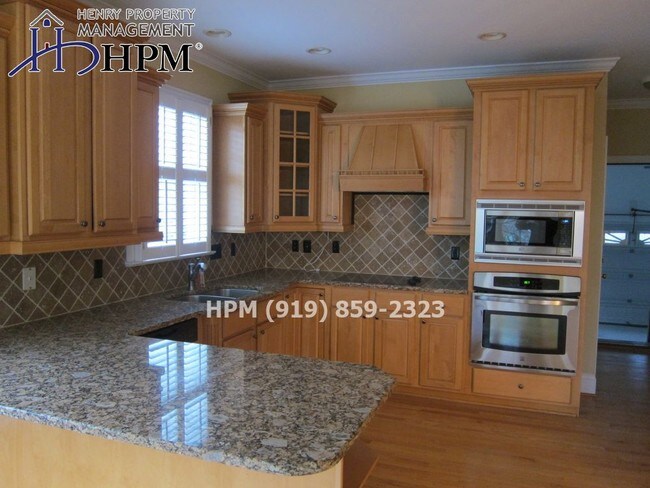 Foto del edificio - 111 Laurel Wreath Ln
