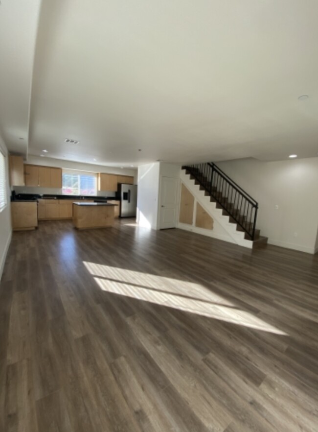 Building Photo - 11312 Huston St