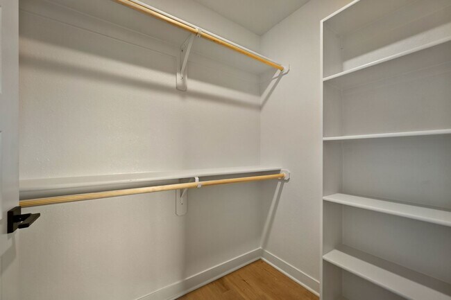 Foto del edificio - Brand New 2-Bedroom Townhome