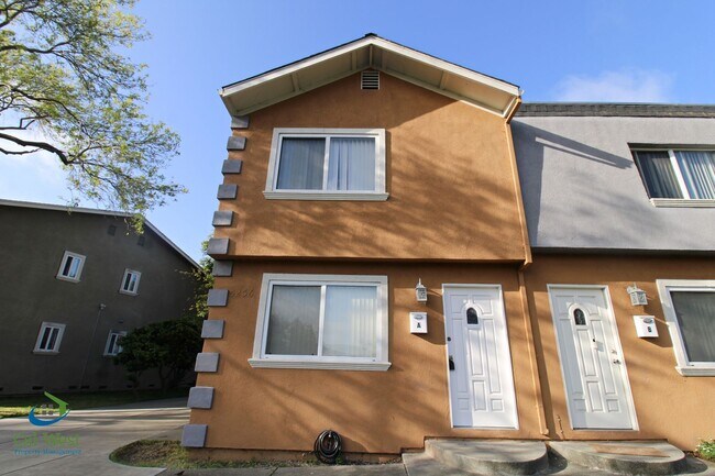 Building Photo - M-001 - 5236 Snow Dr. - % - ***WARRANTY***...