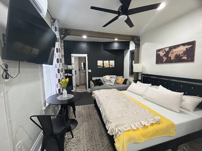 Foto del edificio - 859 S Grn St