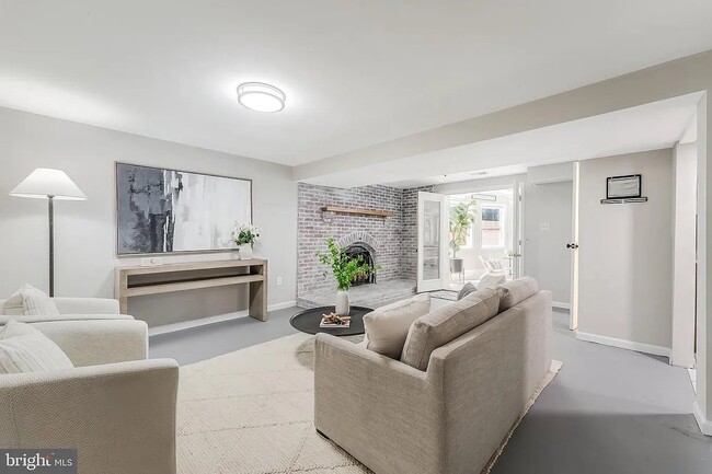 Foto del edificio - 13822 Rockford Ct