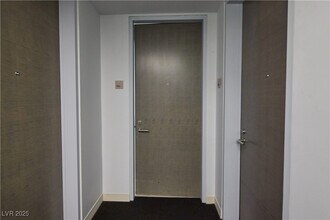 Building Photo - 3726 S Las Vegas Blvd
