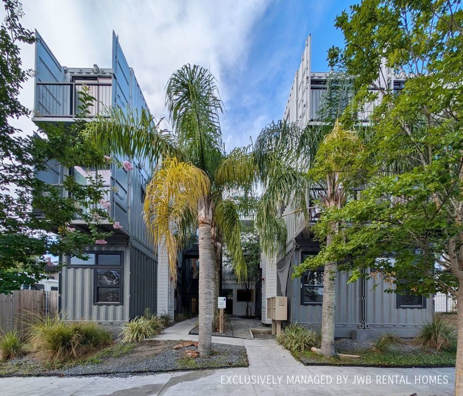 Foto principal - 412 E Ashley St