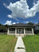 Building Photo - 1601 Hanger St