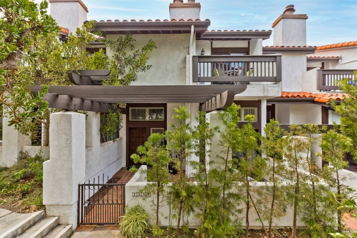 1559 Palisades Dr, Pacific Palisades, CA 90272 Townhouse for Rent in