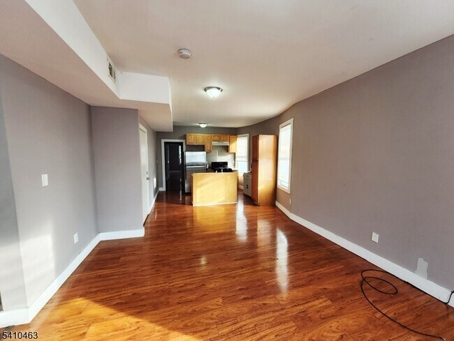 Foto del edificio - 146 Hollywood Ave