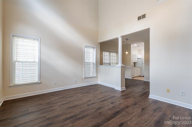 Building Photo - 722 Tavern Ct