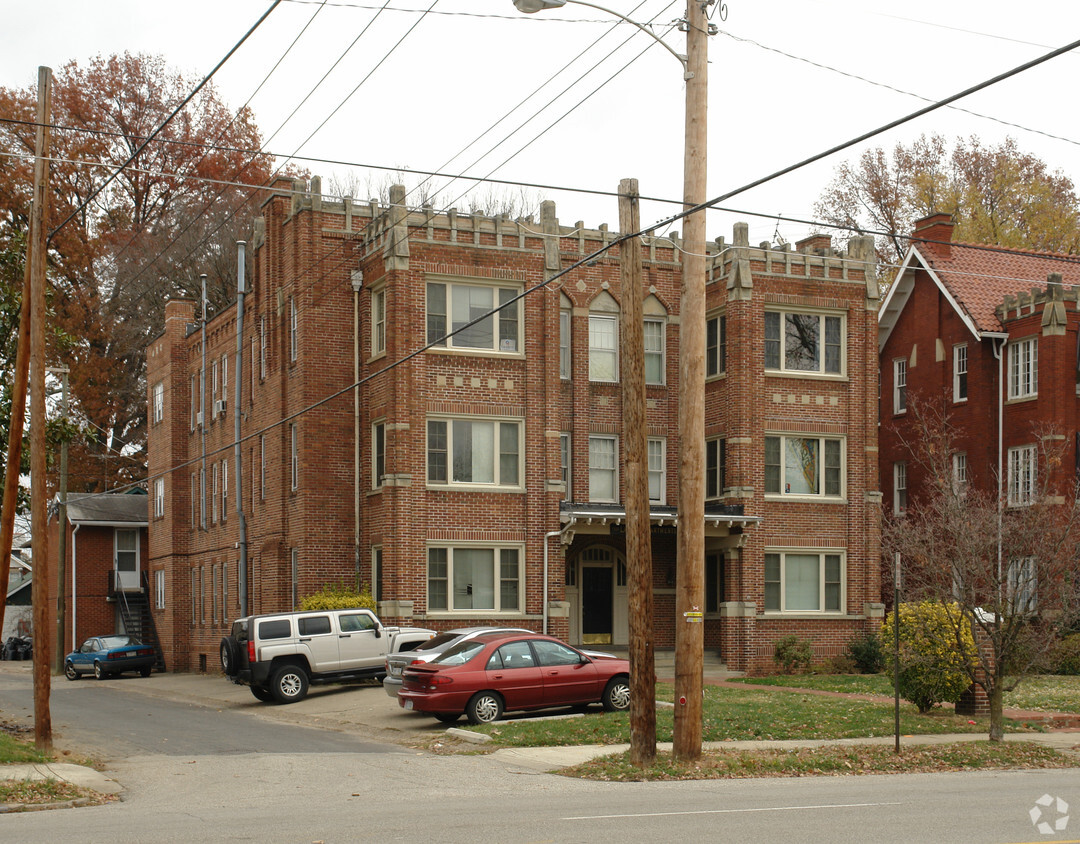 Primary Photo - LaSalle Apartments