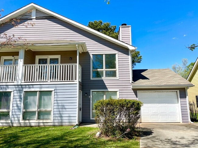 Building Photo - WOW!! $250 VISA GIFT CARD OFFER FOR JUNE 1...