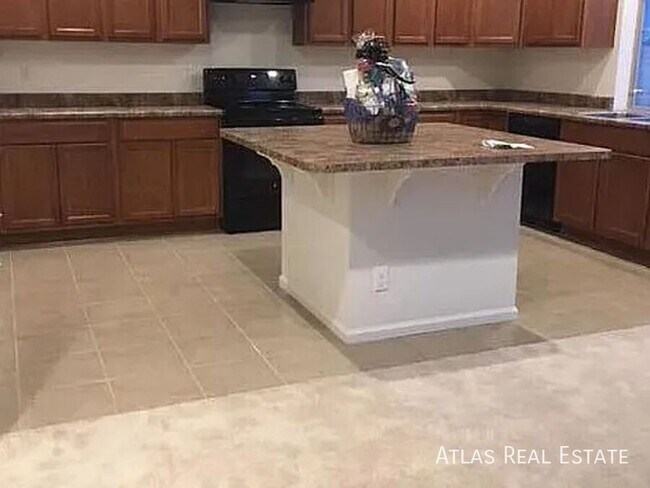 Foto del edificio - 18252 E 52nd Ave