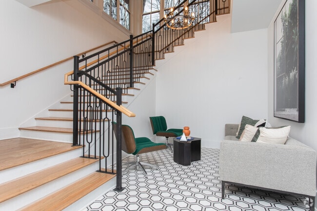 Interior Photo - The Ashford