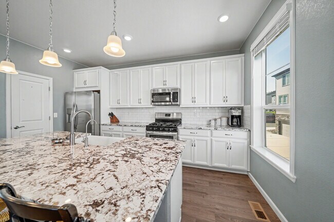 Foto del edificio - 1530 Castle Creek Cir