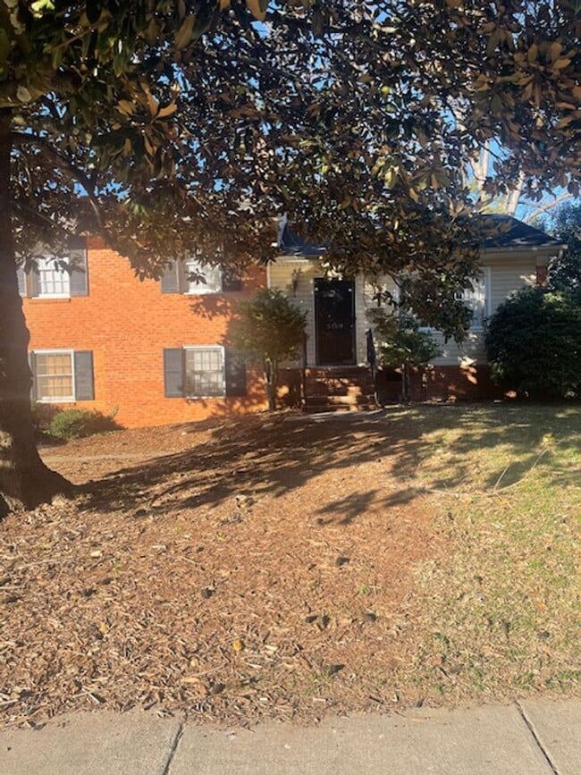 Photo - Split level 4 bedroom in Madison Park House